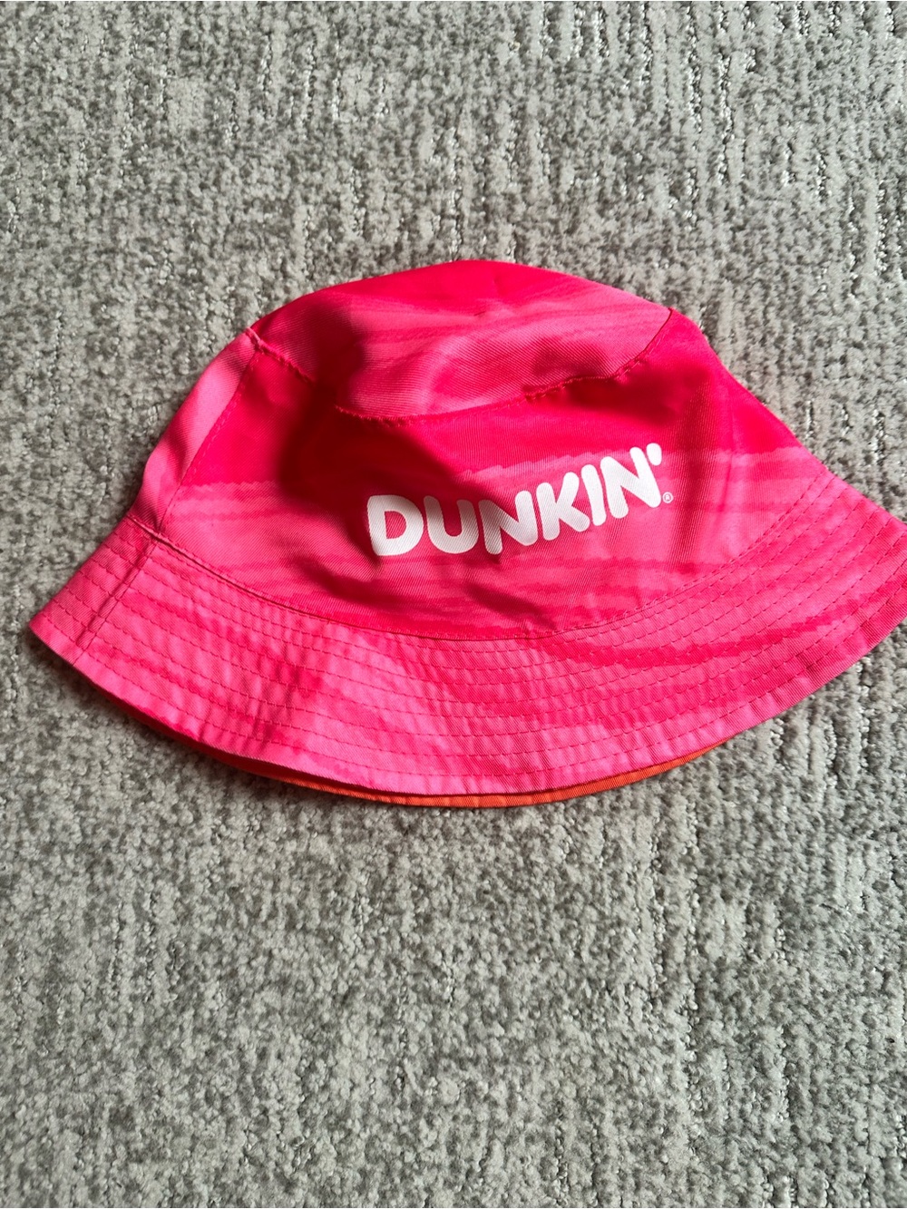 Dunkin’ reversible bucket hat